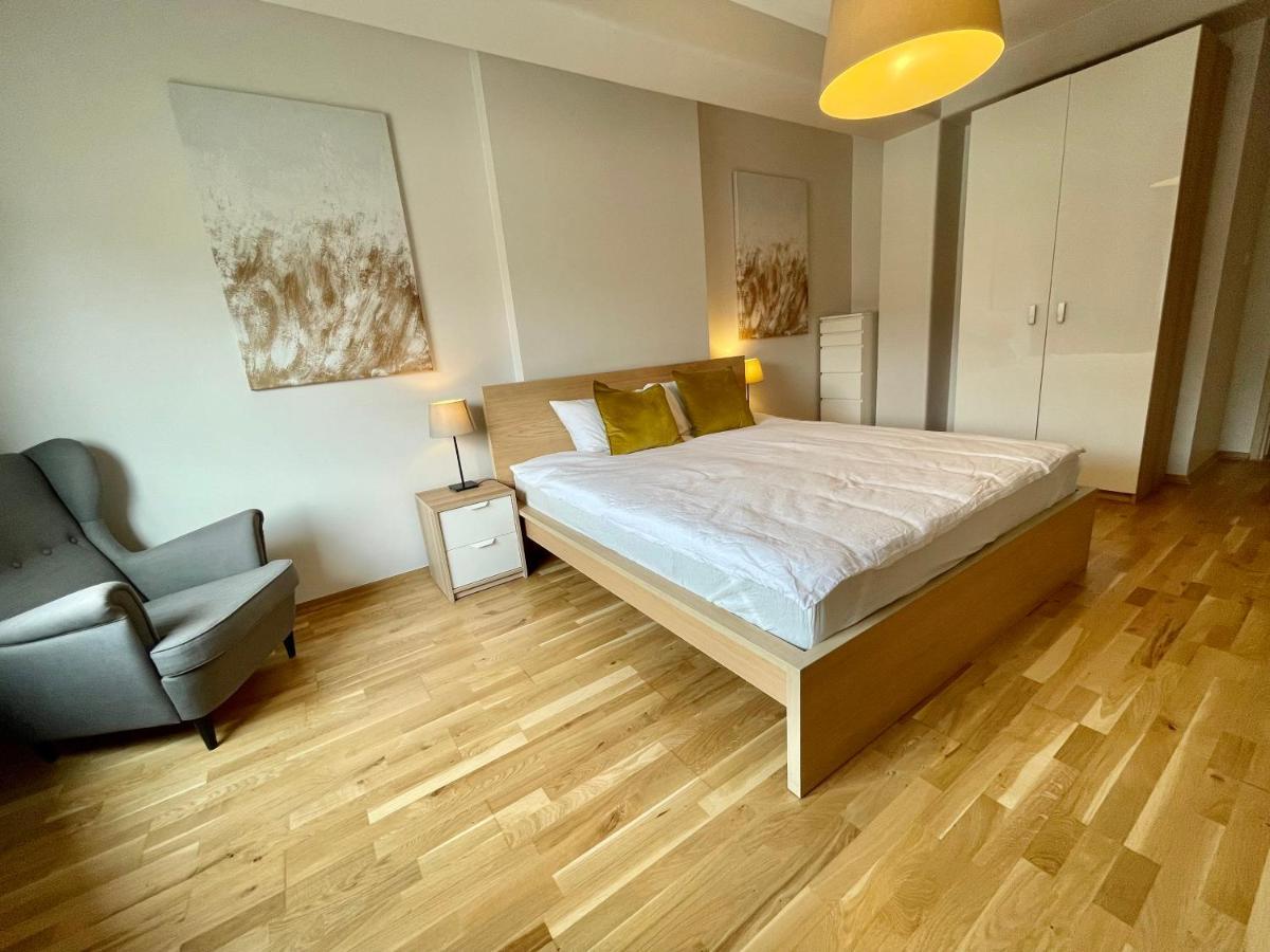Boutique Apartments - Old Town 120M2 - Private Underground Parking - Breslávia Exterior foto